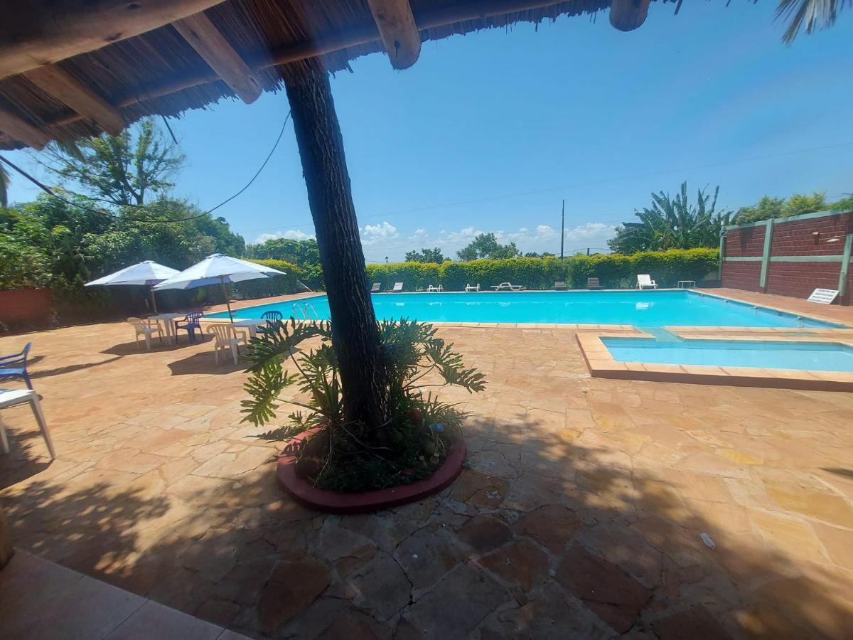 Palmas Park Hotel Y Restaurant Obligado 외부 사진